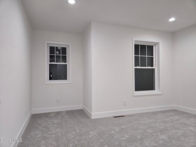 Building Photo - 54 Priddle Ln