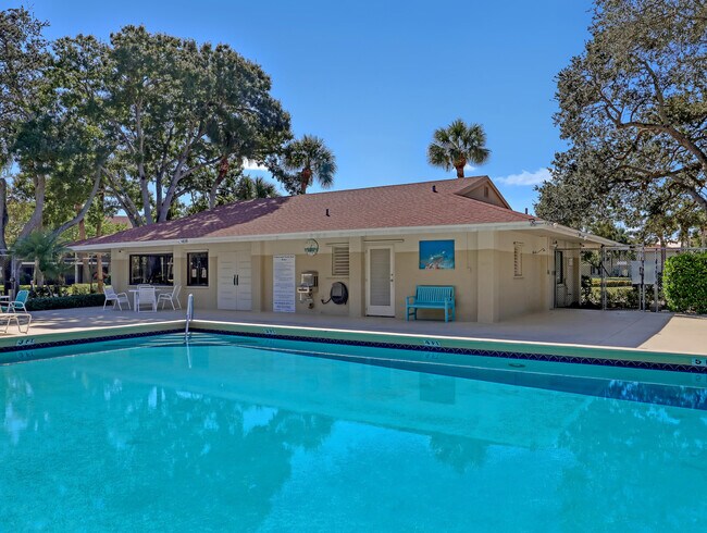 Building Photo - 6552 Chasewood Dr