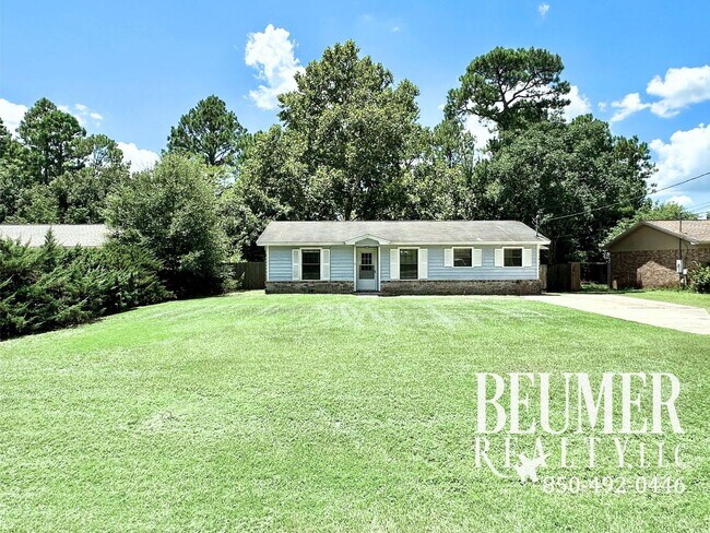 Primary Photo - 3br/2ba Home for Rent in West Pensacola