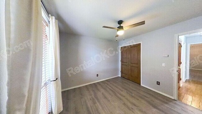 Building Photo - Spacious Edmond 4-Bed, 3-Bath Home with Storm Shelter