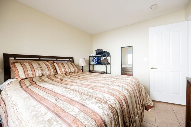 Building Photo - Summerlin - Single Story Townhome -