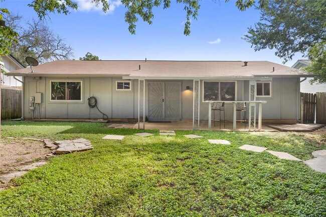 Building Photo - 2508 Cockburn Dr