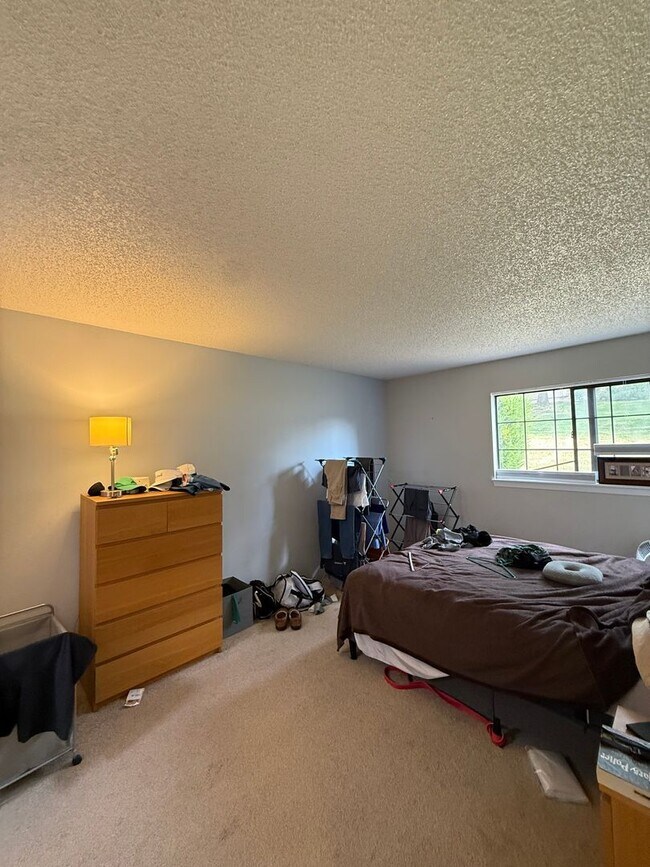 Building Photo - Spacious 2bd/2ba Condo- Lakewood CO, Available 7/10/26!
