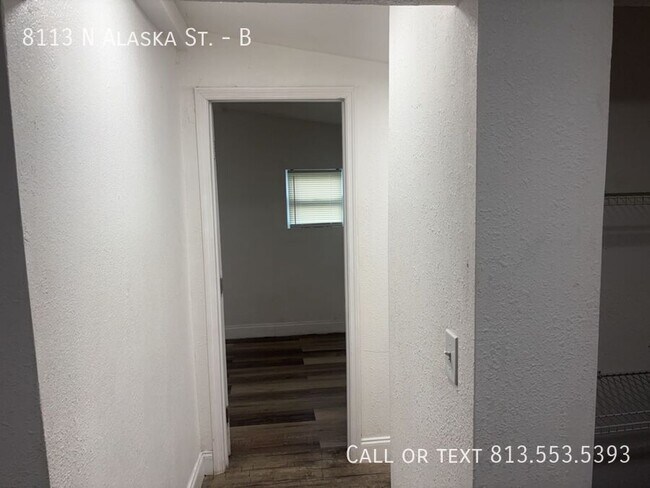 Building Photo - 8113 N Alaska St