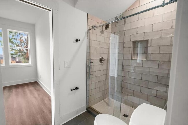 Building Photo - 4318 Woods St