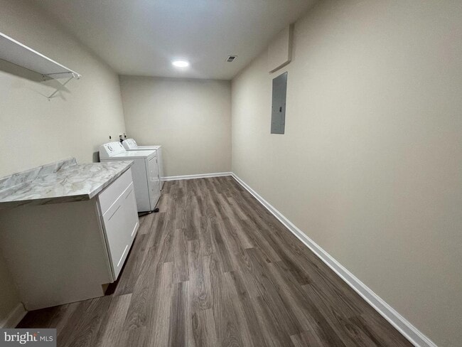 Building Photo - 60 Belladonna Ln