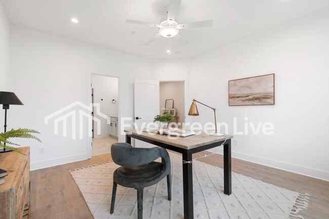 Building Photo - 129 Leggo Ave