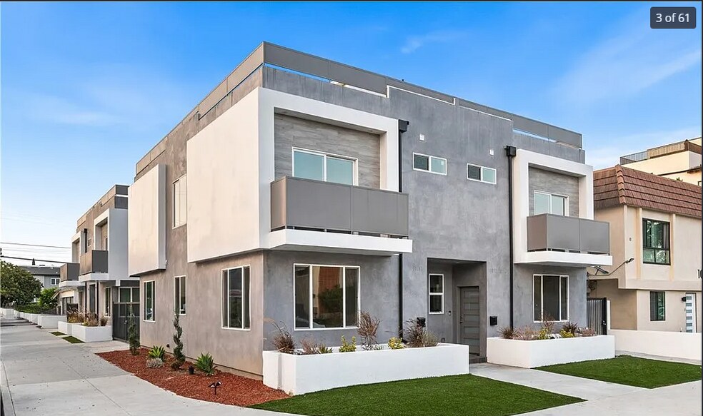 Building Photo - 10857 Morrison St