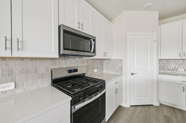 Building Photo - 514 River Rdg Dr