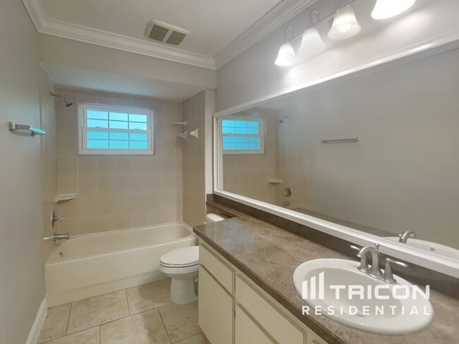 Building Photo - 17519 Willow Pond Dr