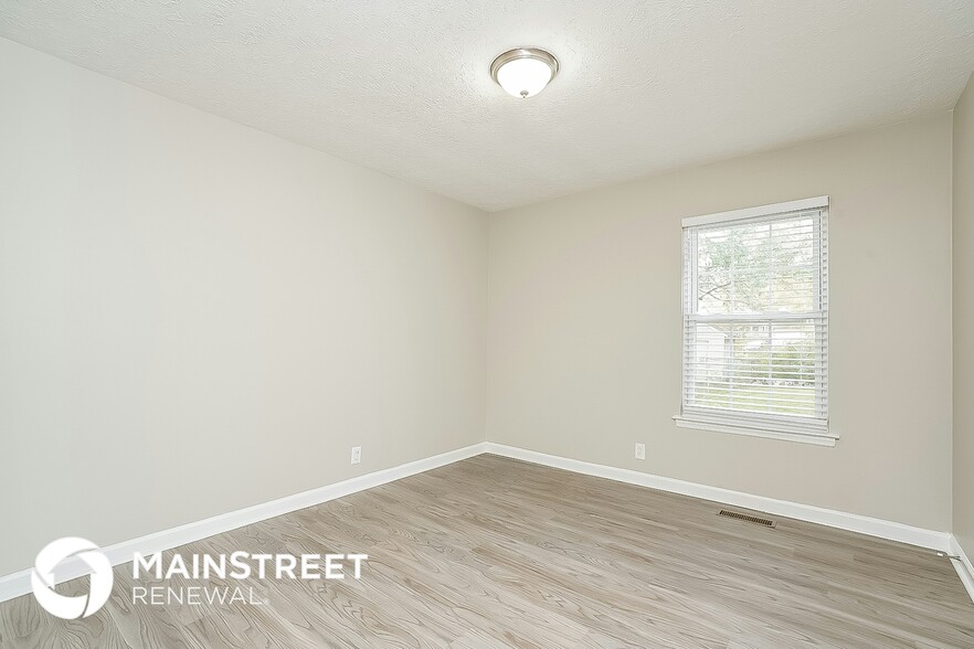 Building Photo - 3321 Oak Timber Dr