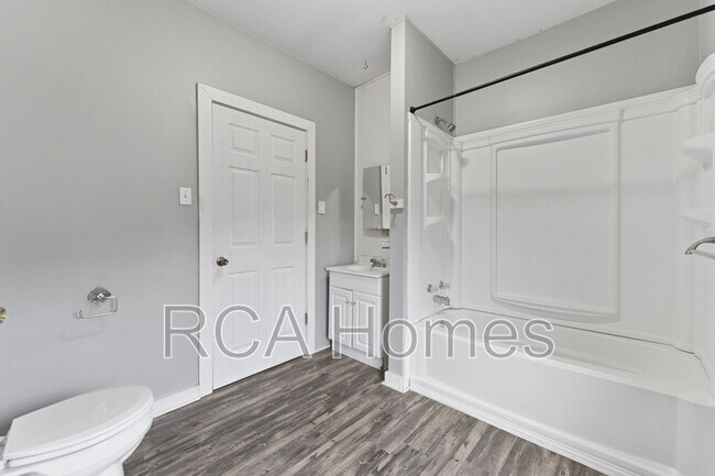 Building Photo - 1156 Fletcher Ave