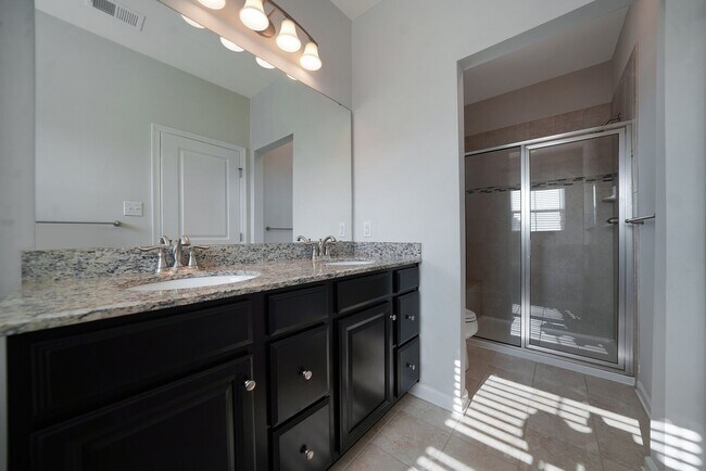 Building Photo - Luxury 3 Bedroom 4 Bath Townhome in Atwater Community