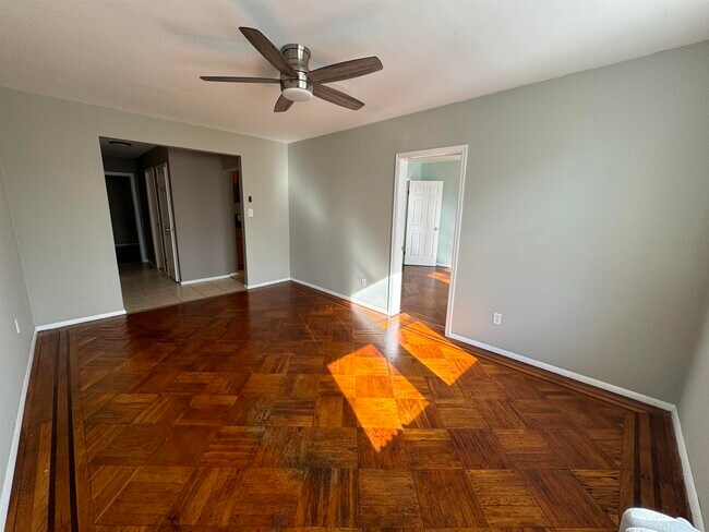 Building Photo - 157-159-159 W 48th St