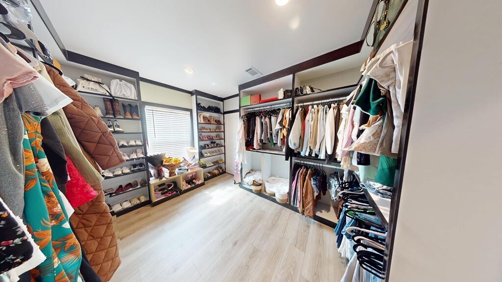 Building Photo - 822 Private Rd