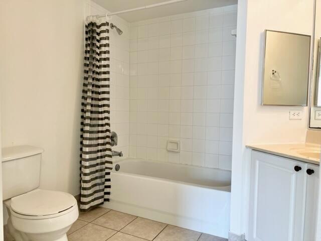 Building Photo - 800 Crestwood Ct S