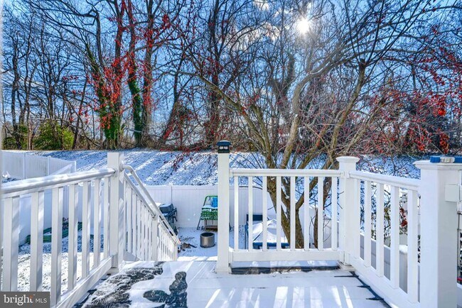 Building Photo - 215 Gracecroft Ct