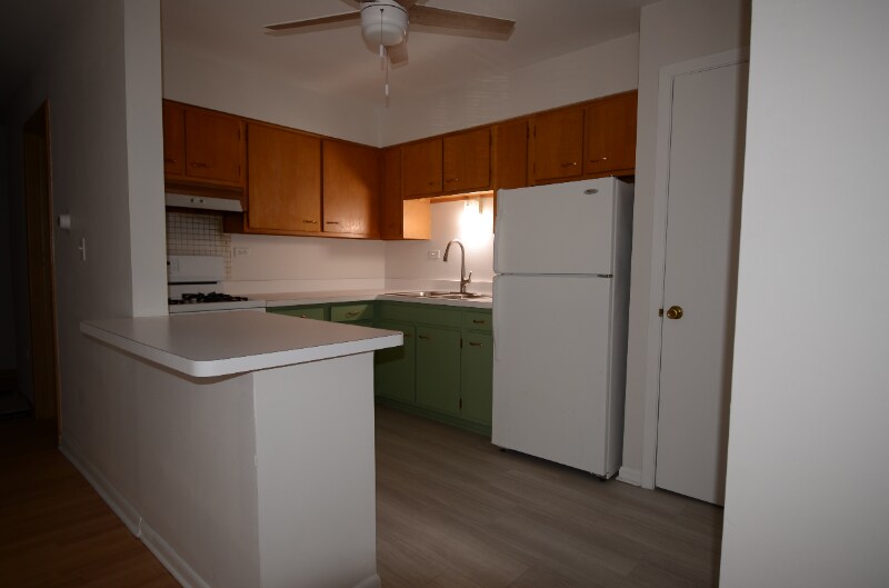 Building Photo - 1603 N Waukegan Rd