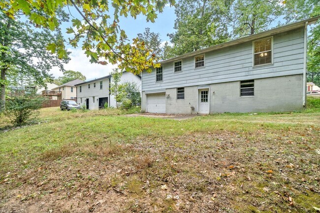 Building Photo - 510 Aspen Dr