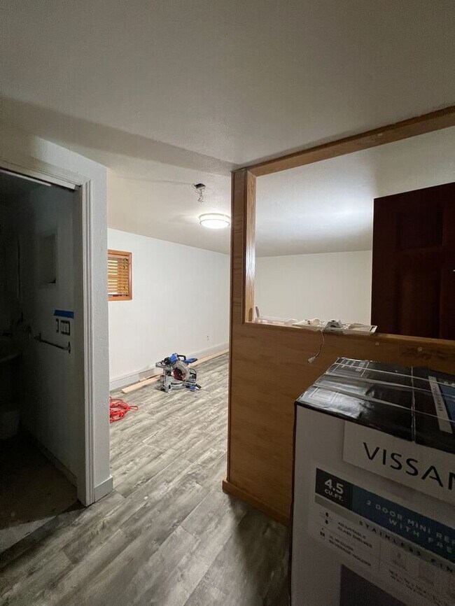 Building Photo - Reserve Now: Spacious, Newly Renovated 5-B...