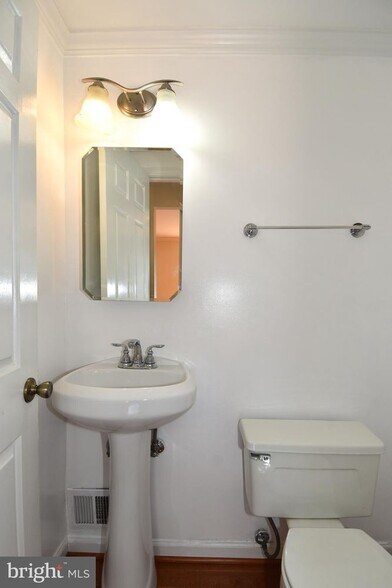 Building Photo - 4037 Broadwire Dr
