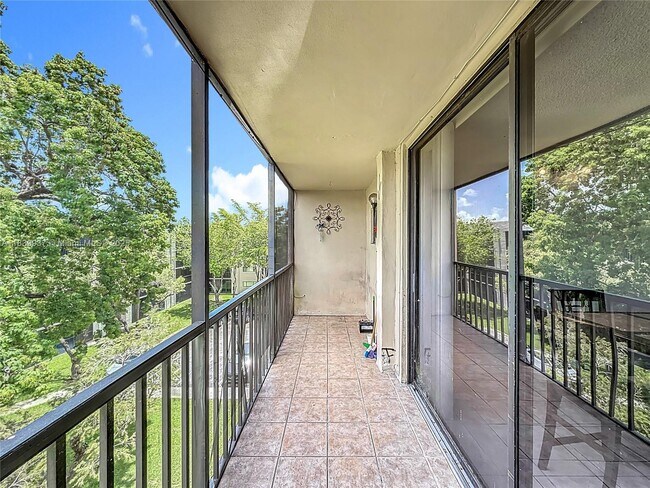 Building Photo - 8420 SW 133rd Avenue Rd
