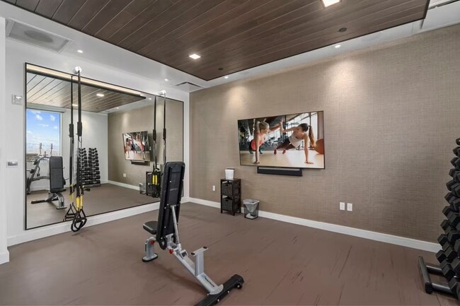 Building Photo - 2752 W High Mountain Rd