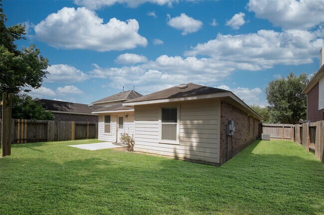 Building Photo - 5706 Rocky Trail Dr