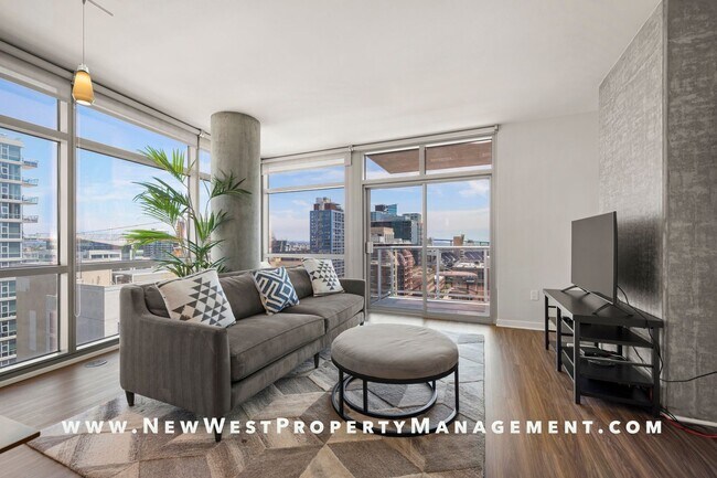 Building Photo - Stunning Fully Furnished East Village 2 Be...