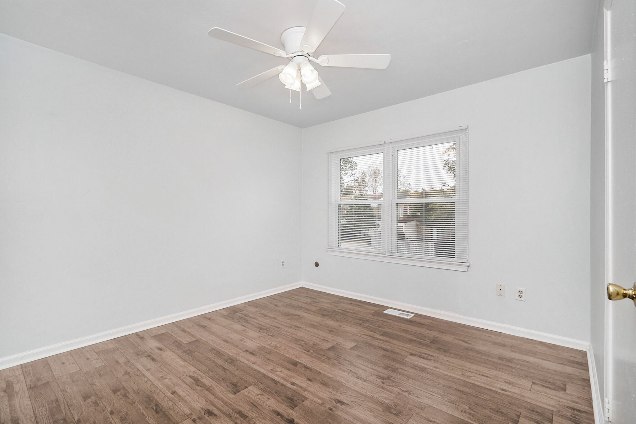 Building Photo - 5213 Clover Hill Dr