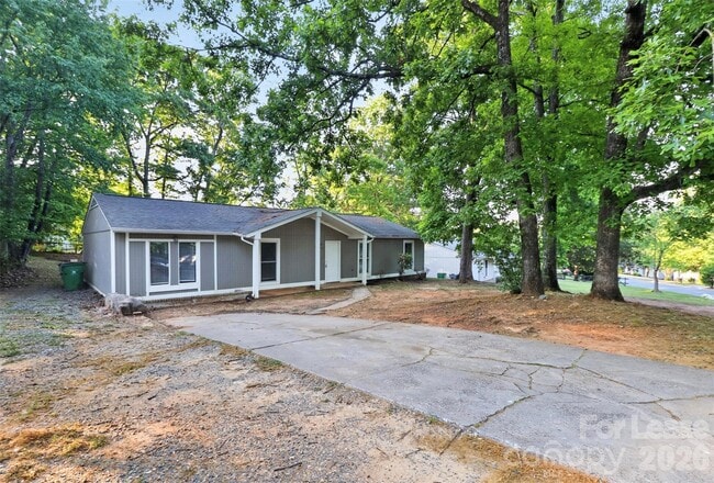 Building Photo - 6300 Dwightware Blvd