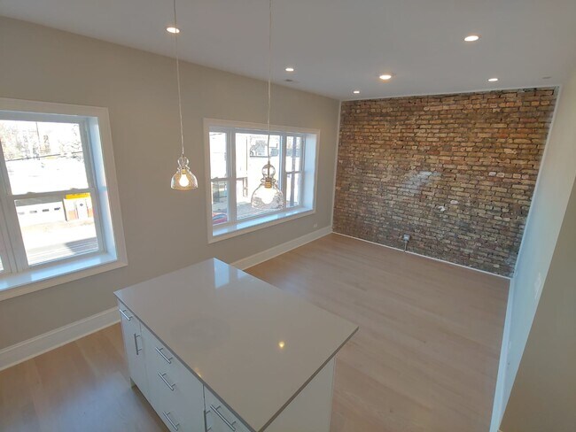 Dining Room - 3535 W North Ave