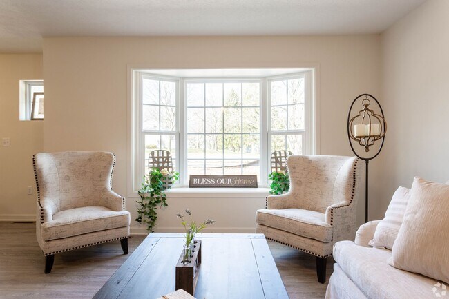 Building Photo - 155 Redon Cir