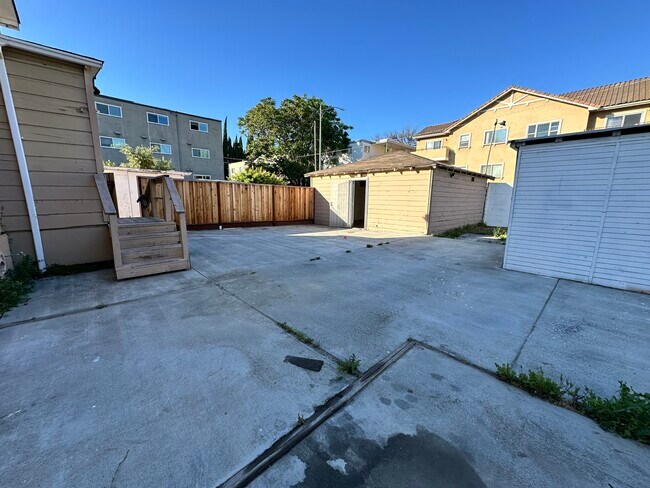 Unit C Garage, Backyard Patio and Storage - 656 S 7th St