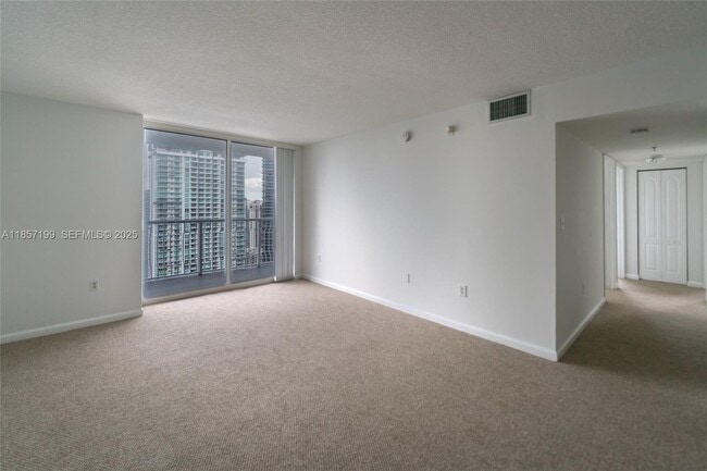 Building Photo - 1200 Brickell Bay Dr