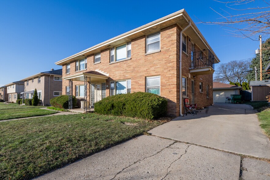 Building Photo - 7210 W Oklahoma Ave