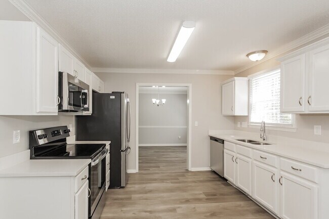 Building Photo - 7500 Trotter Rd