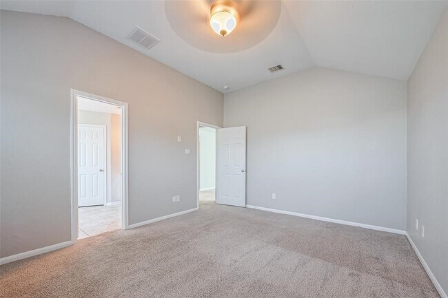 Building Photo - 5119 Ivy Fair Way