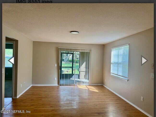 Building Photo - 11 Arbor Club Dr