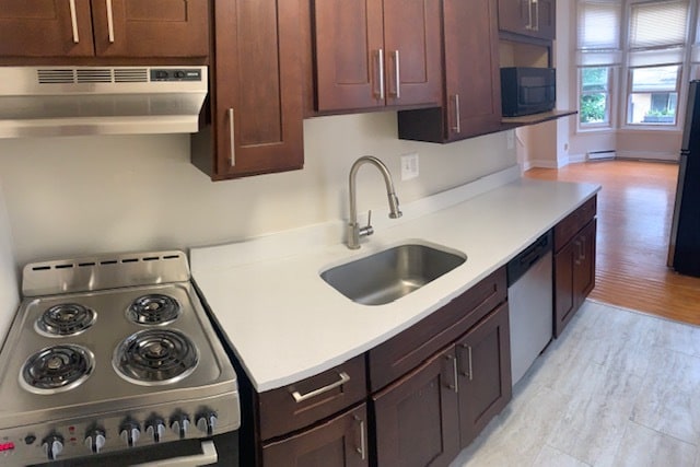 Building Photo - 3909 Pine St