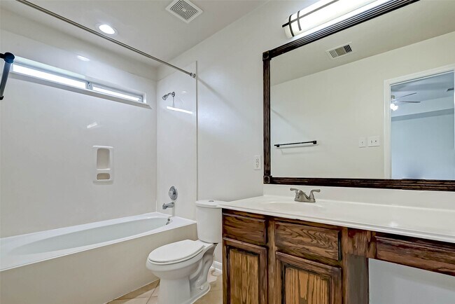 Building Photo - 9006 N Jewel Bend Ln