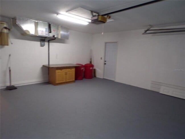 Building Photo - 2437 Greenland Ct