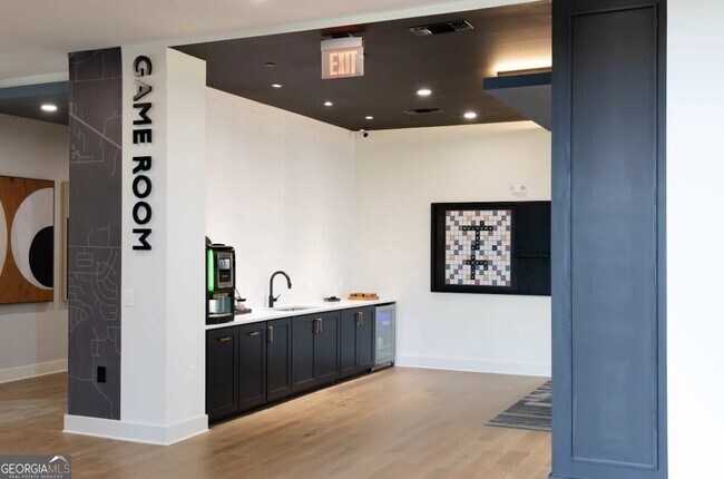 Building Photo - 300 Hwy 81