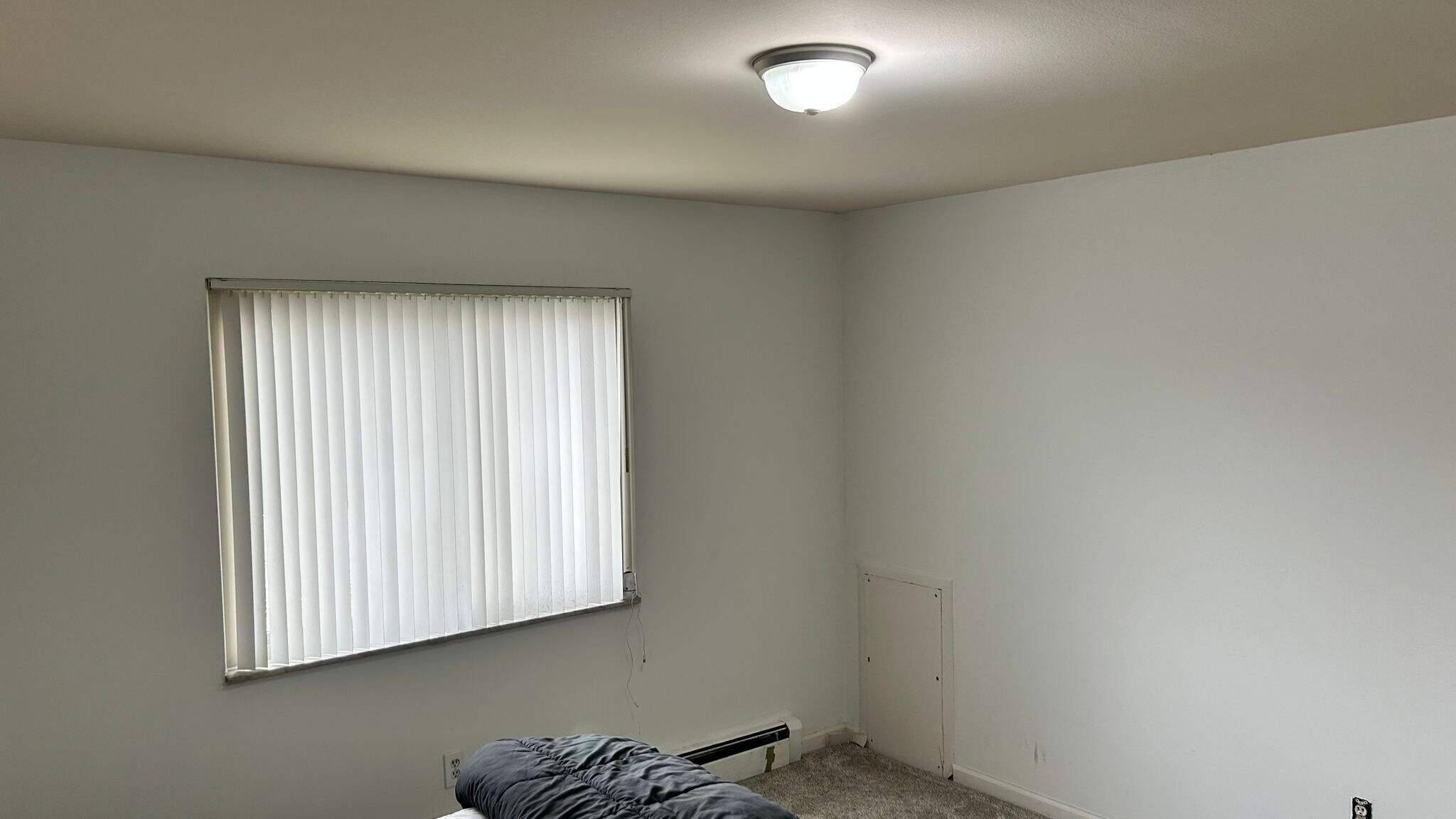 Building Photo - 1968 Axtell Dr