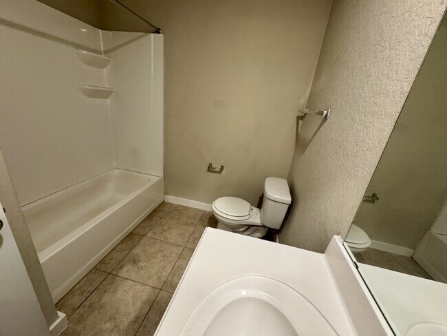 Building Photo - 5539 Pearl Valley
