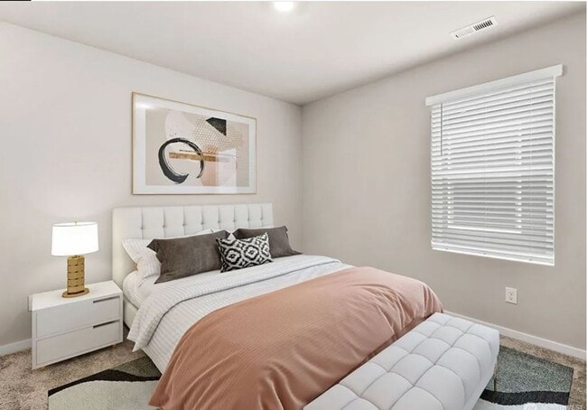 Building Photo - Fabulous 4-bedroom home in desirable Lipoma Firs Community of Puyallup!!