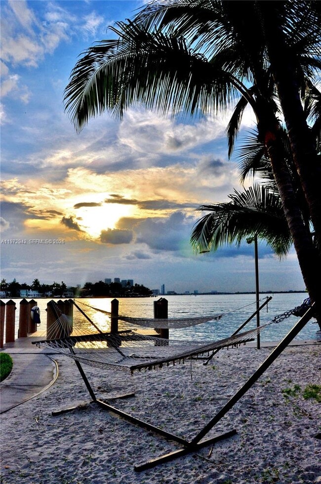 Building Photo - 1 Century Ln