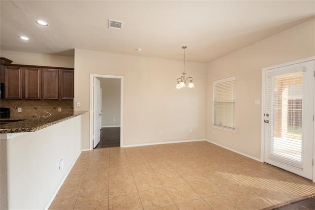 Building Photo - 1024 Lake Hollow Dr