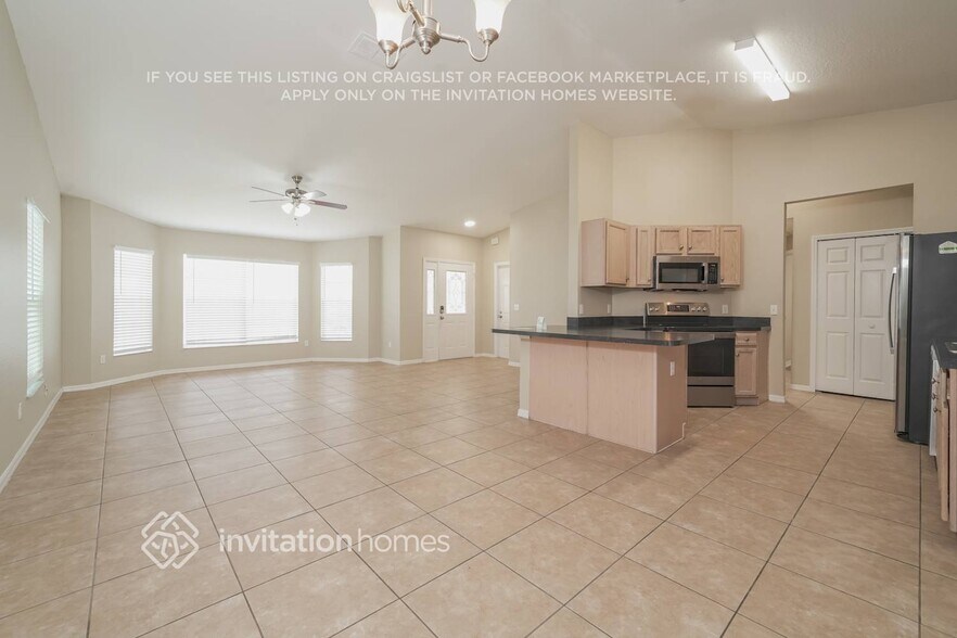 Building Photo - 1325 Periwinkle Ct