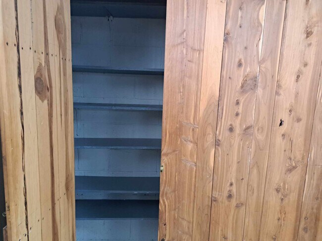 Building Photo - 205 N Ware Chappel Rd